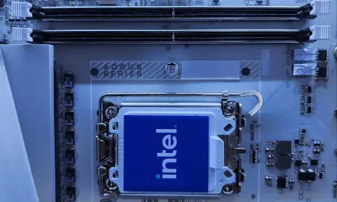 Szivárognak a DDR5-ös CUDIMM memóriacsomagok – Eddig DDR5-9600 MT/s a csúcssebesség