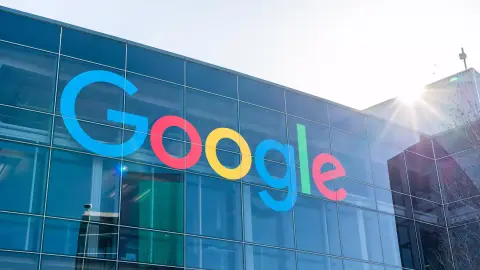 A Google-nek teret kell nyitnia az alternatív piacterek előtt
