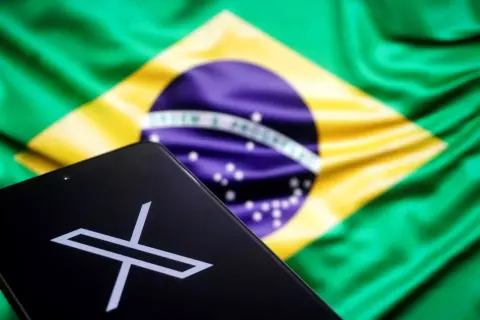 Elon Musk behódolt a braziloknak, feloldották az X blokkolását