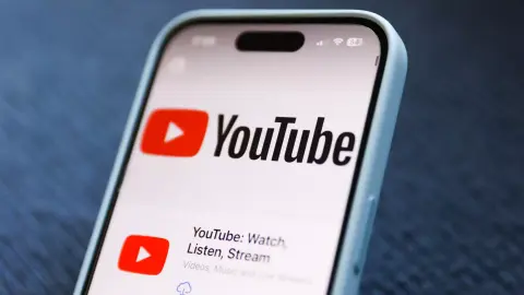 A YouTube már a kommentekre válaszolást is az MI-re bízná