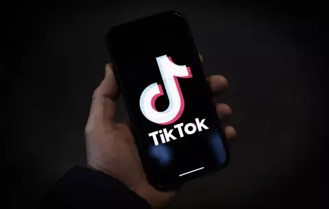 Egyre szorosabb a TikTok és a nagy zenestreaming platformok összefonódása