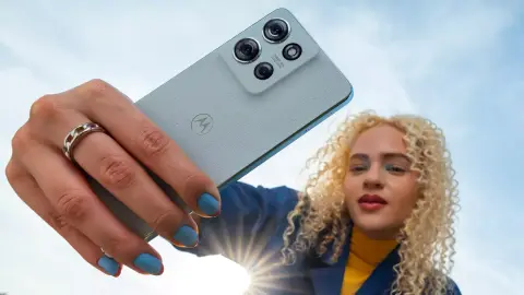 Már rendelhető a 6 évnyi szoftvertámogatást nyújtó Moto G75