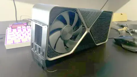 S-a găsit un prototip GeForce RTX 4090 Ti în gunoi