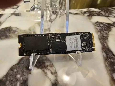 A Phison érkező felsőkategóriás SSD vezérlője csúcsra járatja a PCI Express 5.0 x4-es csatolófelületet