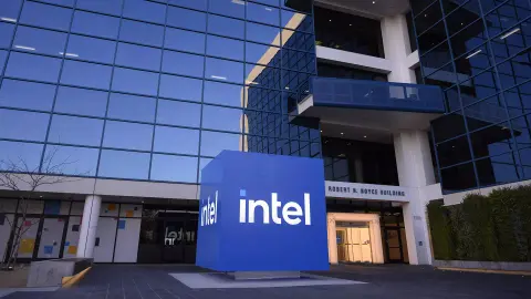 515,55 millió eurónyi kamatot kapott az Intel az Európai Bizottságtól a trösztellenes per hibái miatt
