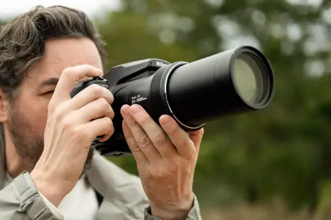 125-szörös optikai zoomot nyújt a Nikon új fényképezője