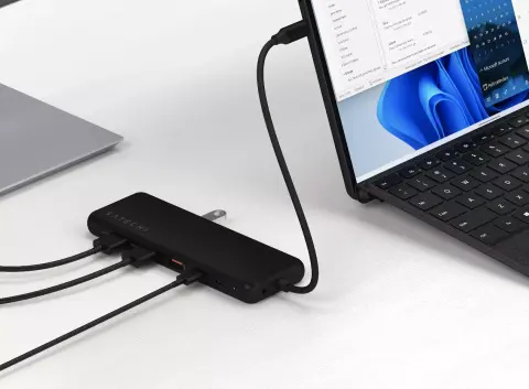 A Satechi 13 portos USB-C dokkolója 3 kijelző kezelésére is képes – Windows és macOS alatt egyaránt jól jöhet