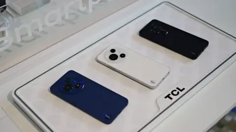 Egy sor TCL okostelefon mutatkozott be, NXTPAPER modell is jött