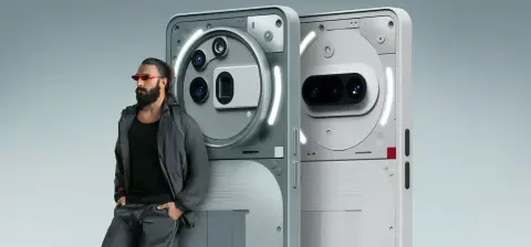 Ha sietsz, most ajándék okosórát is kapsz a Nothing Phone (3a) széria mellé