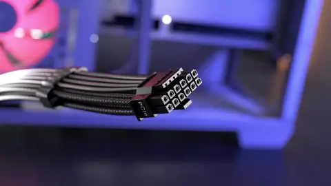 A Corsair szerint 12V-2x6 tápcsatlakozóiban direkt van némi holtjáték – Ez nem hiba, hanem feature