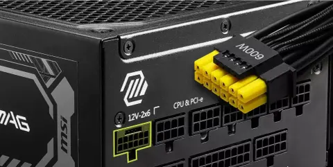 S-a ajuns ca și  un conector de alimentare MSI +12V-2x6 să se topească.