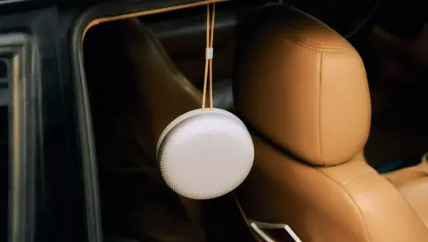 Frissült a Bang & Olufsen kompakt vezeték nélküli hangszórója