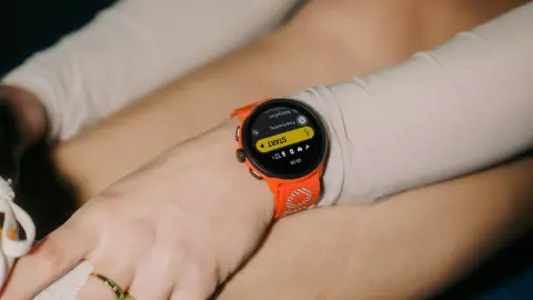 Új okosórával törne borsot a Garmin orra alá a Suunto