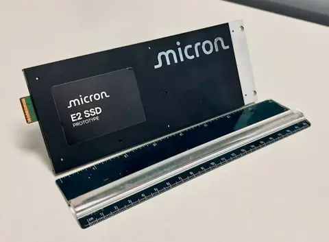 Az új SSD formátum jóvoltából akár 1 000 000 GB-os SSD-k is készülhetnek