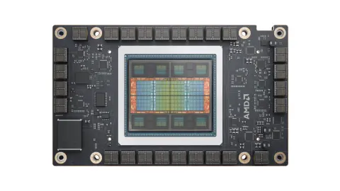 Nagy gyorsulást hoznak az AMD új AI gyorsítói, az MI350X és az MI355X
