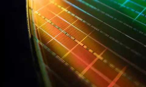 Jelentős előrelépést hoz a Micron EUV gyártástechnológiát használó DRAM-ja – Már készülnek a mintapéldányok