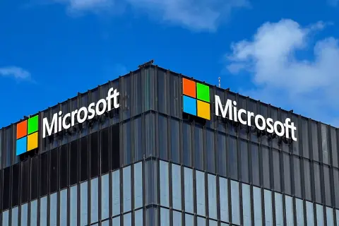 A Microsoft saját fejlesztésű AI gyorsítója fél évet késhet és teljesítmény terén is elmaradhat a várakozásoktól
