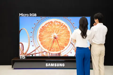 A Samsung új tévéje lenyűgöző, de a gazdagok játékszere lesz