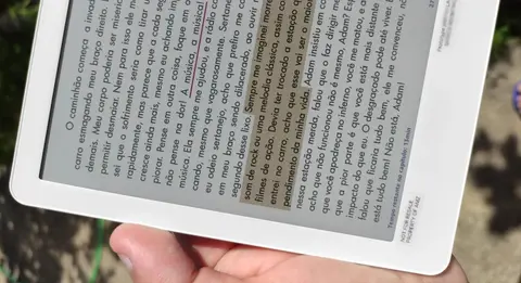 Lencsevégre kaptak egy újabb színes az Amazon Kindle modellt