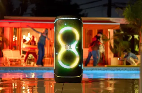 Megújult a JBL egyik legnagyobb PartyBox hangszórója