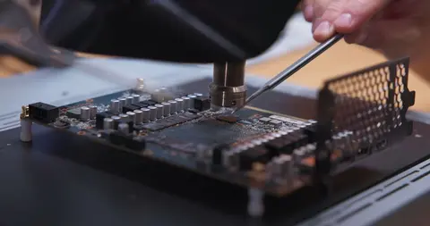 Așa se extinde memoria GeForce RTX 4090 la 48 GB