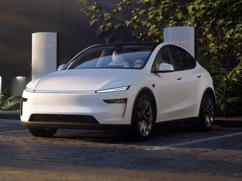 Tesla-Verkäufe steigen nach zwei schwachen Quartalen leicht an