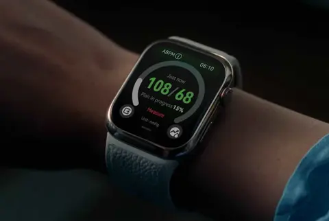 Újabb vérnyomásmérési lehetőséggel szolgál a Huawei okosórája