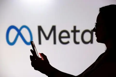 Megzuhant a Meta részvényárfolyama, sokakat aggasztanak az óriási MI és AR kiadások
