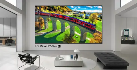 Az LG beharangozta a prémiumkategóriás Micro RGB televízióját