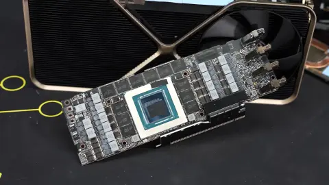 Szétszedték az Nvidia RTX Titan ADA videokártyáját, ami egy érdekes csúcskártya lett volna, ha forgalomba kerül