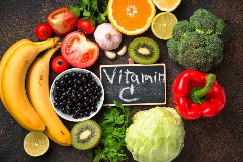 Miért nem termel a testünk C-vitamint?