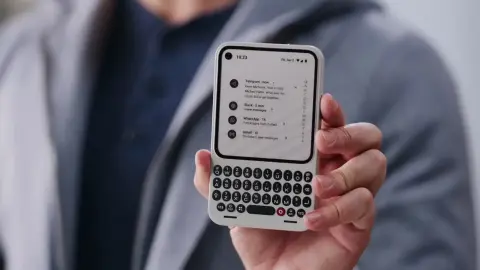Clicks Communicator – Egy mobiltelefon, ami a BlackBerry-ket idézi