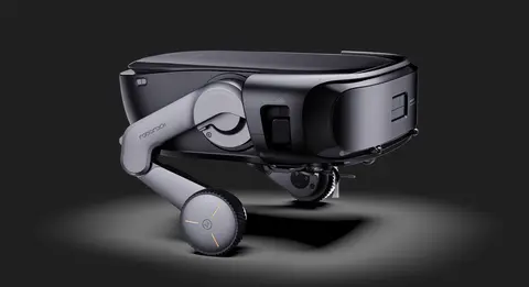 A Roborock két lábra állította a robotporszívóját, így az “felsétál” a lépcsőn