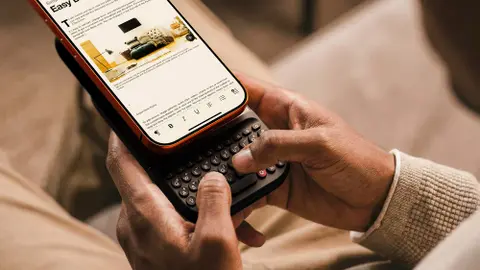 Power Keyboard – Külső akkumulátor és QWERTY házassága