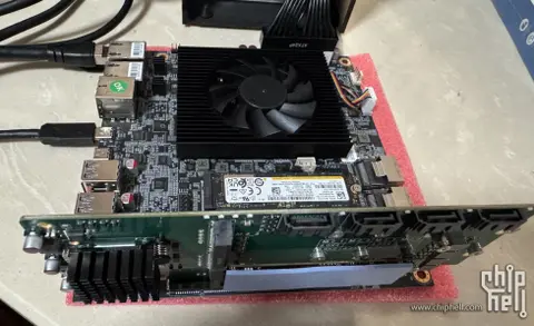 Ezzel a kiegészítővel Intel processzor mellé is kerülhet AMD lapkakészlet