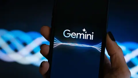 OpenAI beginnt mit der Werbung in ChatGPT, aber Google ist noch nicht bereit, dies zu tun