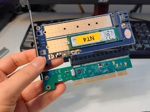 Kipróbálták, hogyan teljesít egy viszonylag modern M.2-es SSD, ha egy klasszikus PCI slotba kerül