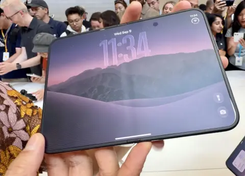 Valami egészen furcsa dolog történik az iPhone Duo kijelzőjével