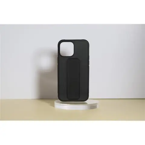 CELLECT TPU+PC Gumírozott hátlaptok kitámasztóval iPhone 14 Pro fekete