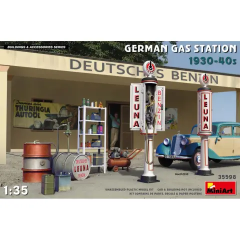 MINIART German Gas Station 1930-40s
