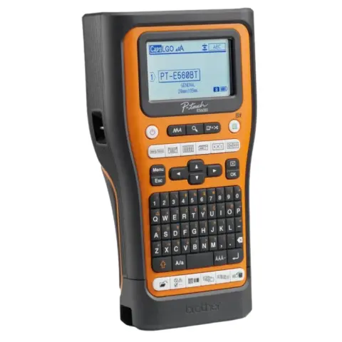 BROTHER PT-E560BTVP Pro címkézőgép 180 dpi USB Bluetooth vágó