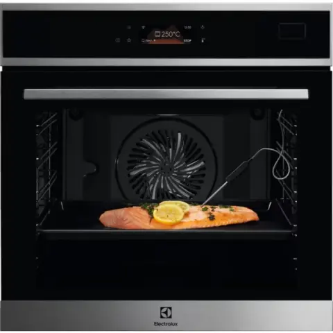 ELECTROLUX EOB8S39WX SteamBoost 800 steam oven with steam cleaning 70L