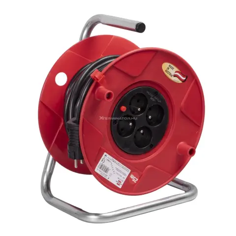 BRENNENSTUHL AK-CR-08 Hosszabbítókábel-dob 4 aljzat 3x15 mm IP20 25m