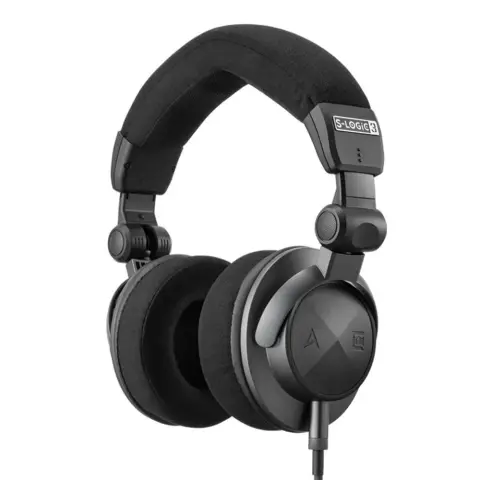 ASTELL&KERN Closed headphone Virtuoso P4081